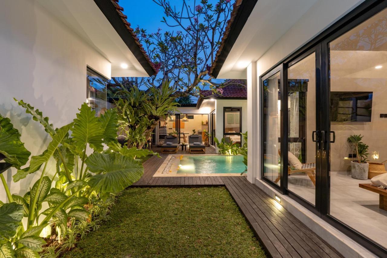 Zee Design & * Sanur