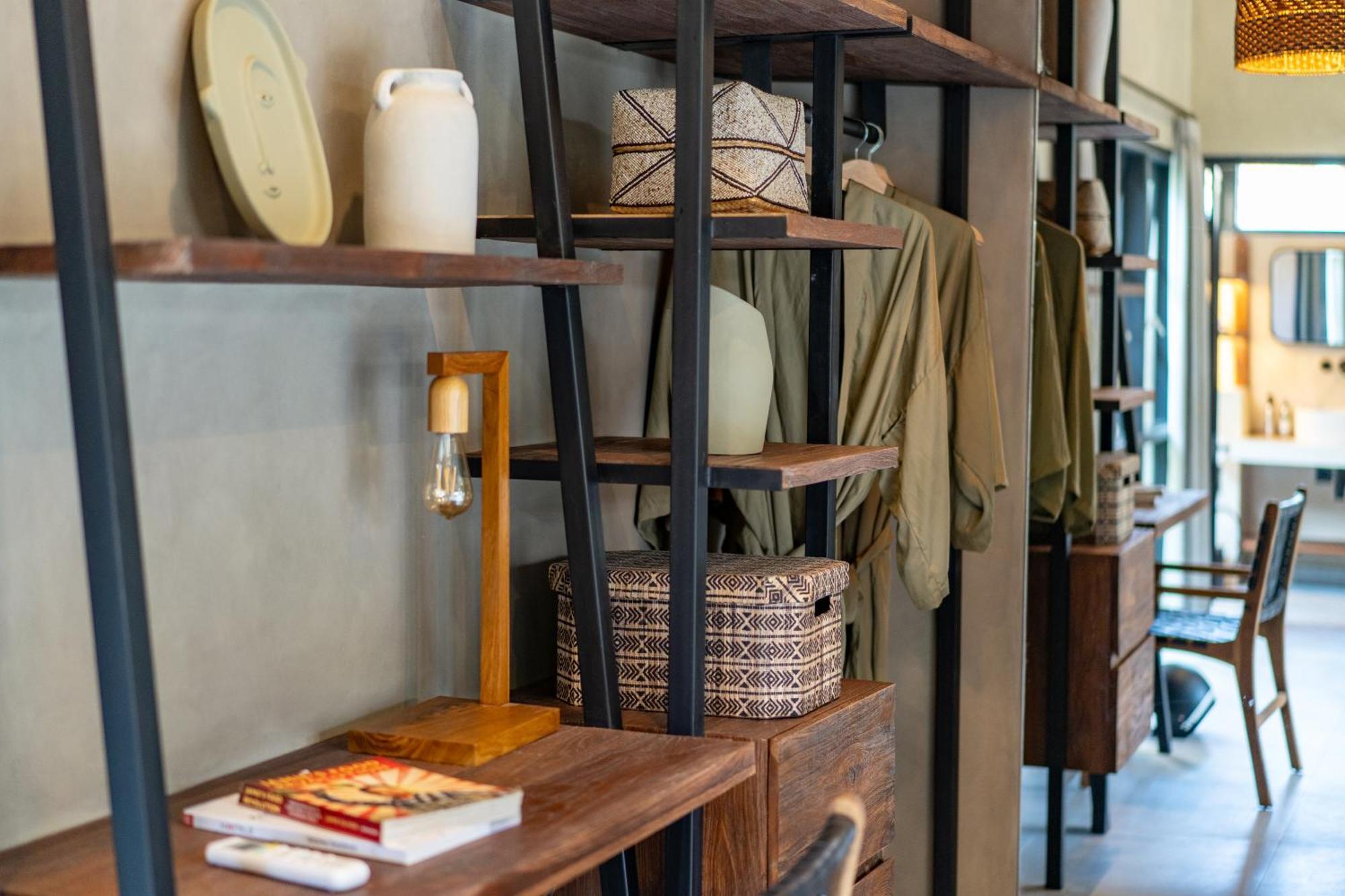 Zee Design & * Sanur